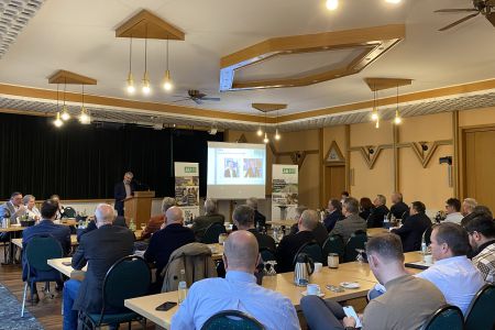 Image - Mitgliederversammlung – Politik und Wirtschaft drängen auf Tempo beum Ausbau der E233!